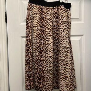 Lularoe Lola Skirt, 2XL, NWOT